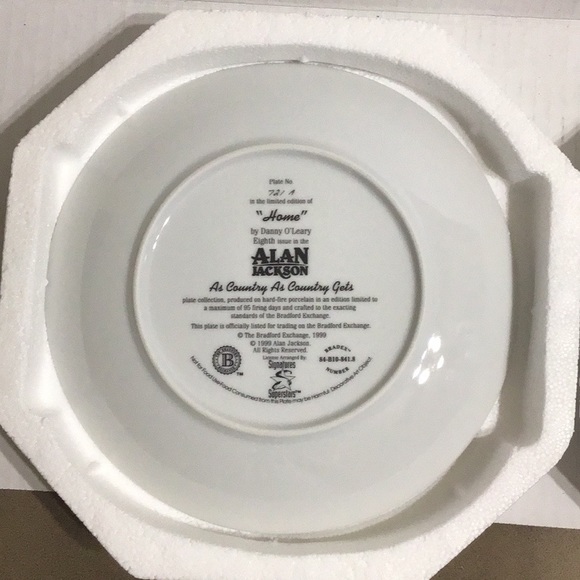 Alan Jackson Collectible Plate - Picture 3 of 3